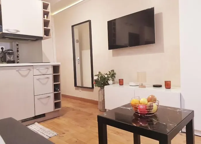 Apartment Montmorency