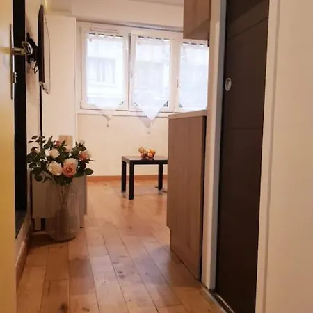 Montmorency Apartmán *