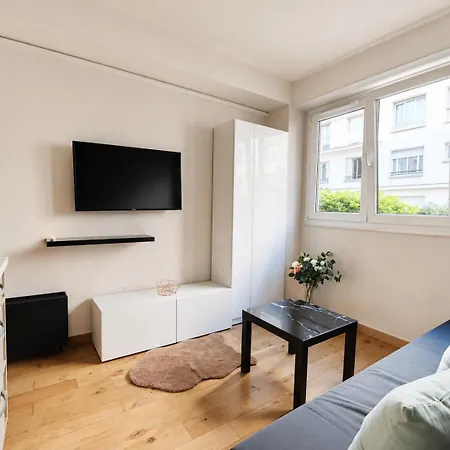Montmorency Apartmán