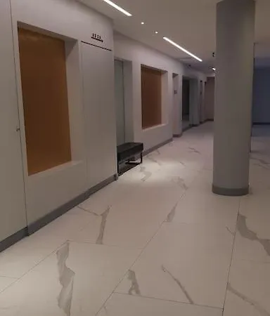 Montmorency Apartment *